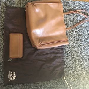 Coach purse and wallet